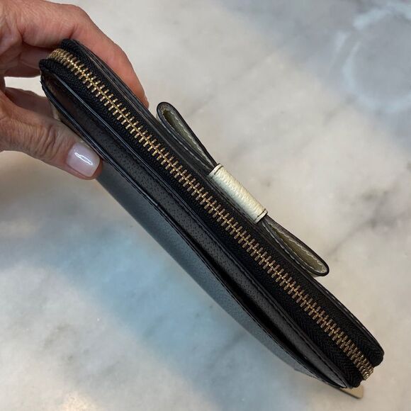 Kate Spade Wallet Leather Two-Tone Classic Bow Full Zip Continental Wallet - Picture 9 of 16